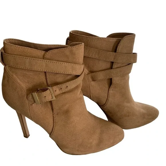 𝅺FOREVER 21 Slip-on Heels, 7 - Picture 2 of 10